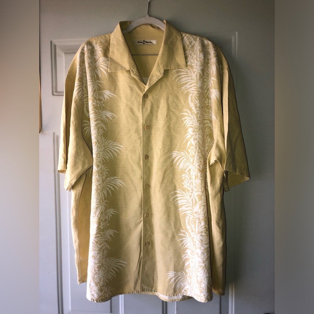 Tommy Bahama yellow silk floral tropical shirt size XXL